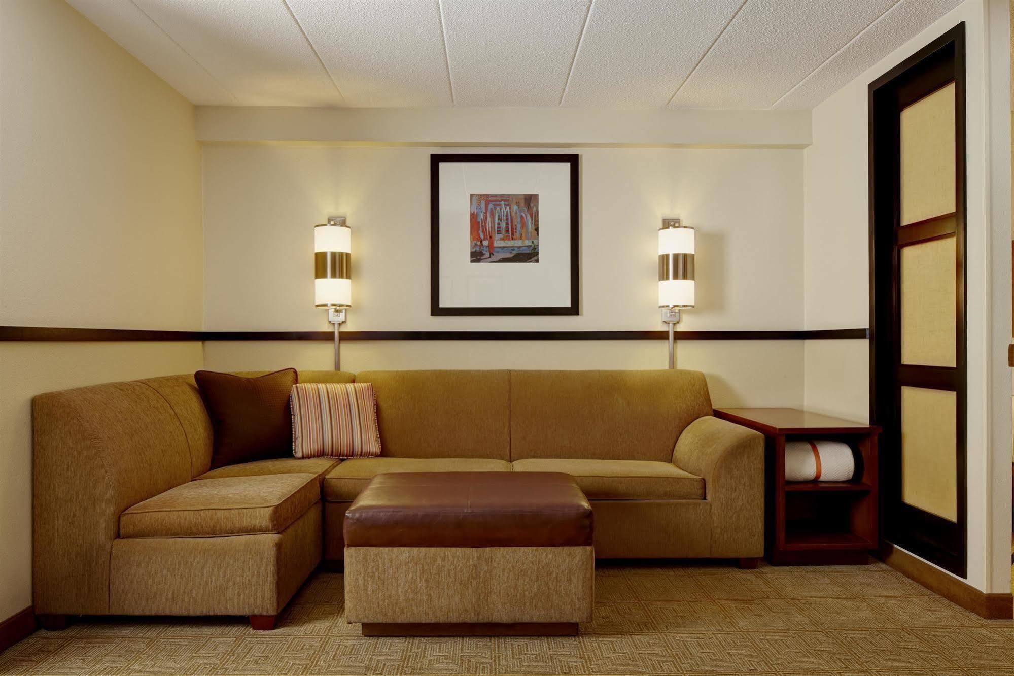 Hyatt Place Birmingham/Hoover Exterior photo